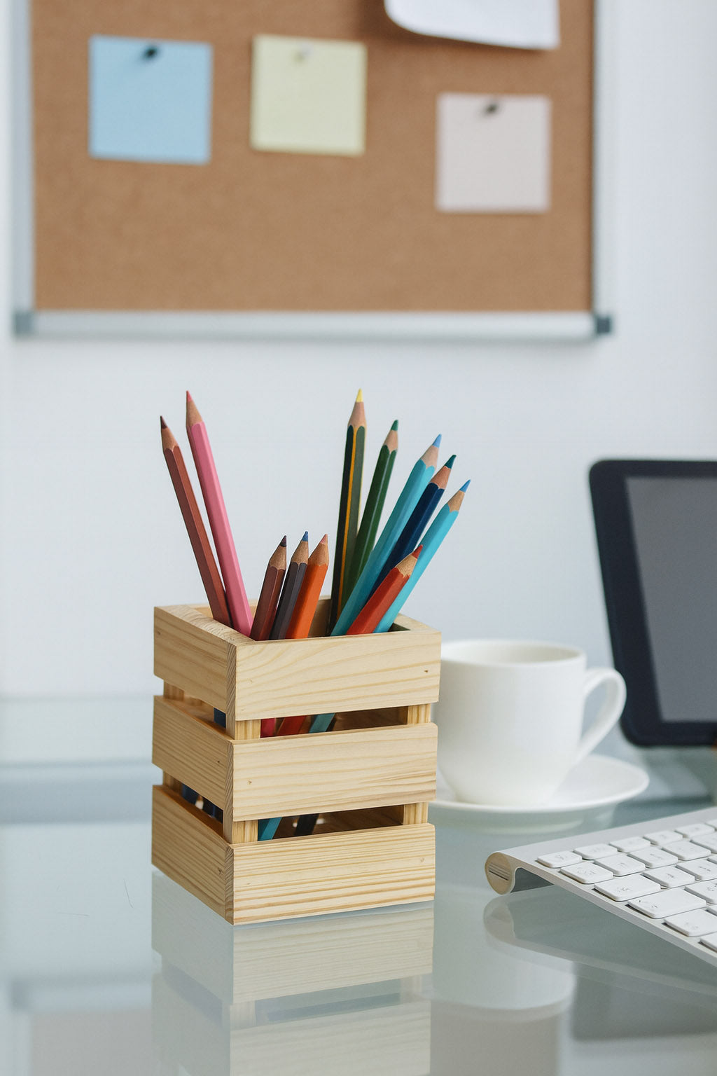 Natural wooden pencil holder – Exoticura desk organizer