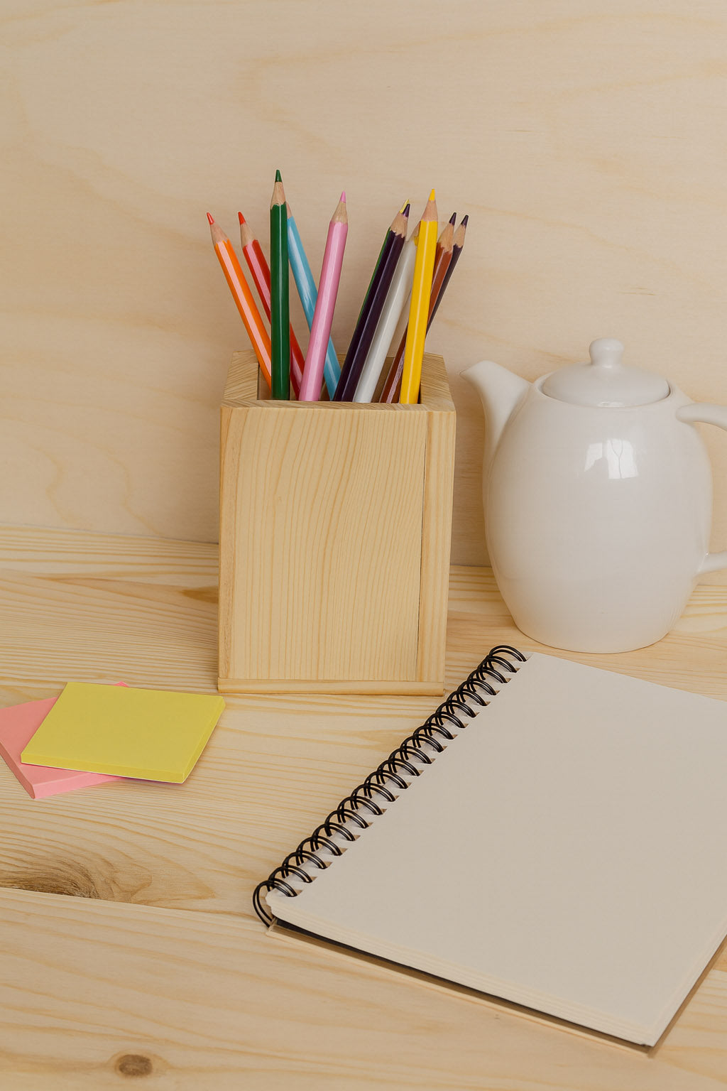 Natural pine wood pen holder – Exoticura decor