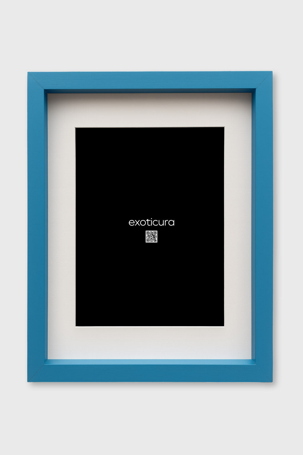 Handcrafted blue wooden photo frame – Exoticura India