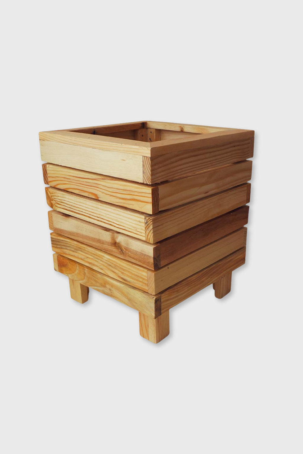 Stylish wooden planter handmade by artisans – Exoticura India